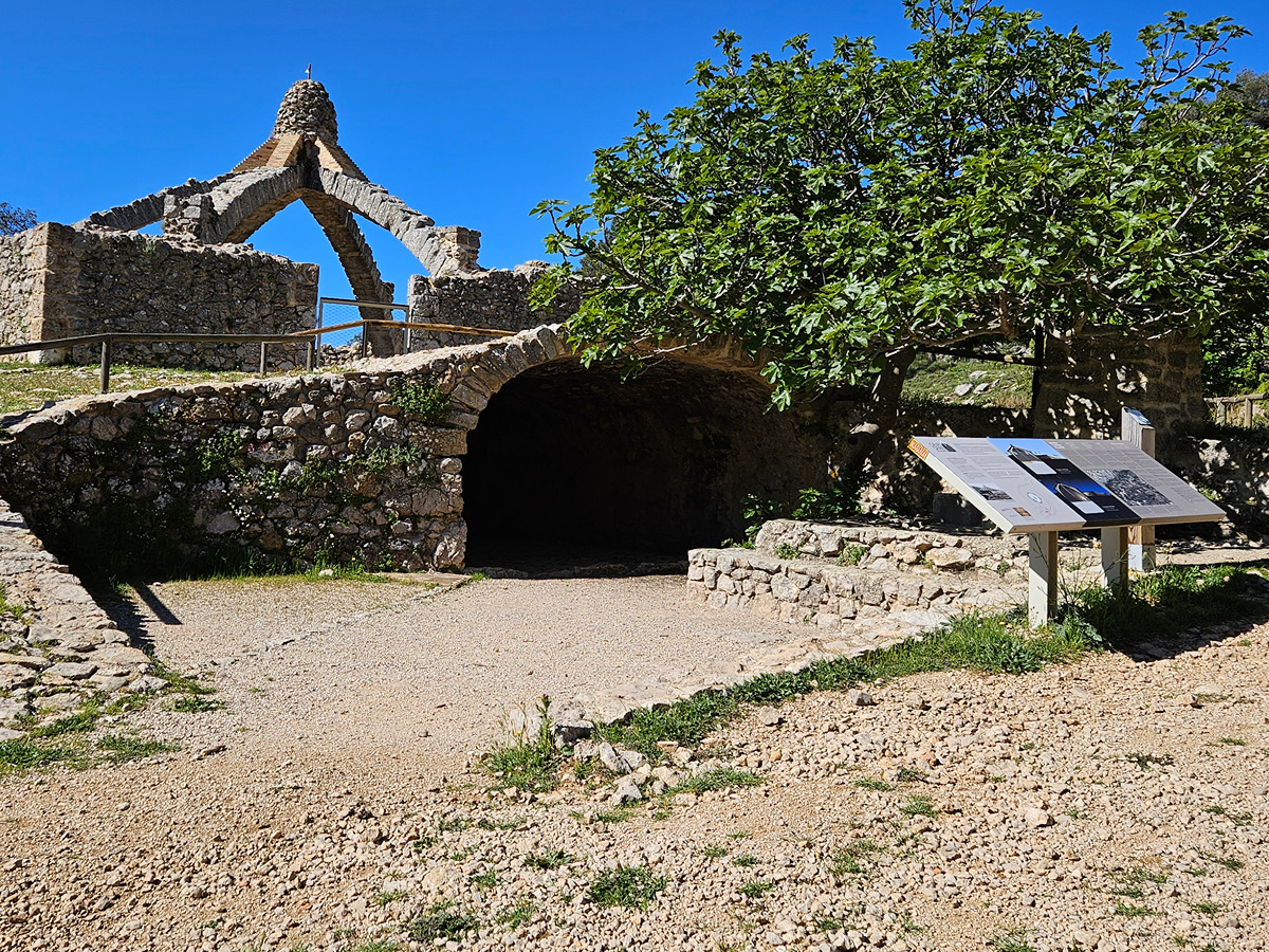 trail image